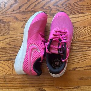Nike Bright Pink Athletic Shoes